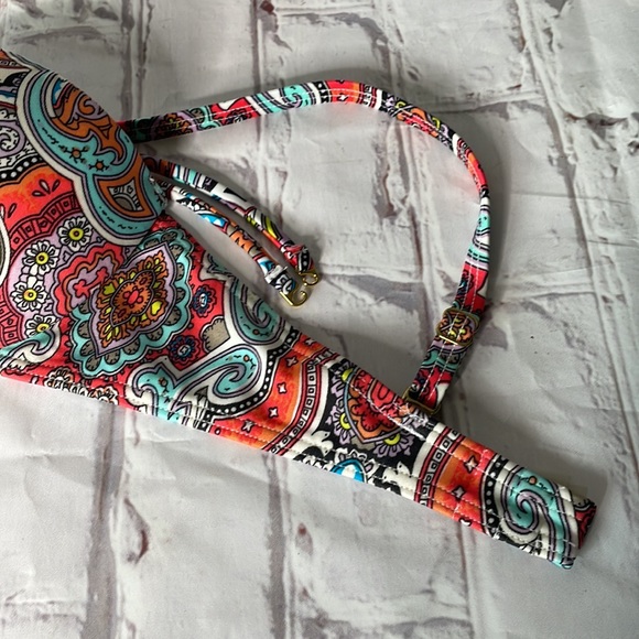 Victorias Secret Swim Top - Picture 3 of 5